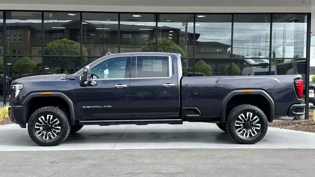 2024 GMC Sierra 3500HD Denali Ultimate
