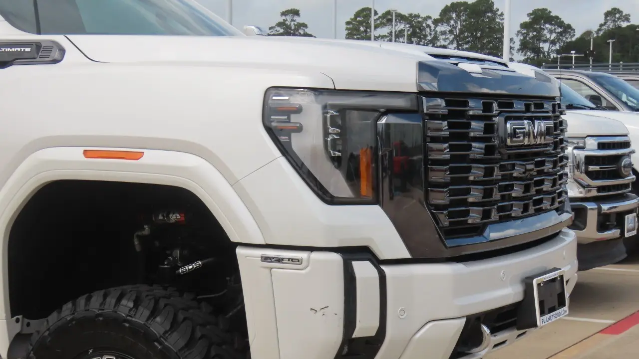 2024 GMC Sierra 3500HD Denali Ultimate