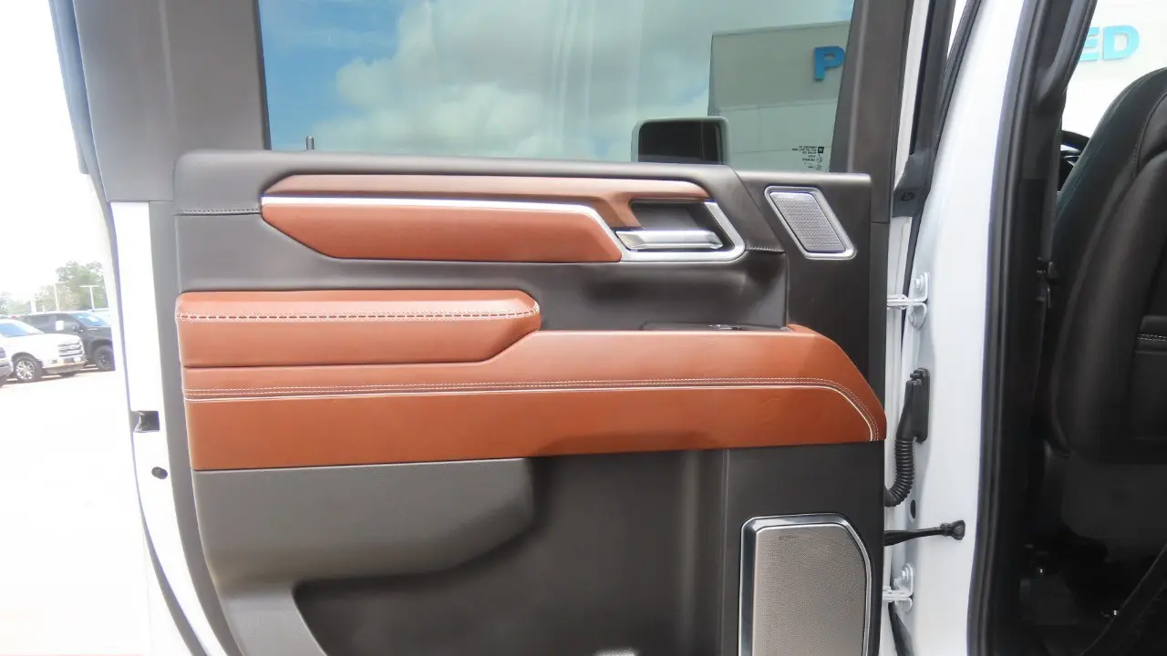 2024 GMC Sierra 3500HD Denali Ultimate
