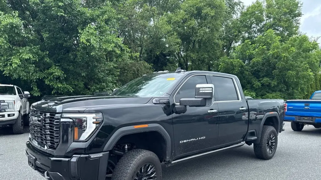 2024 GMC Sierra 3500HD Denali Ultimate