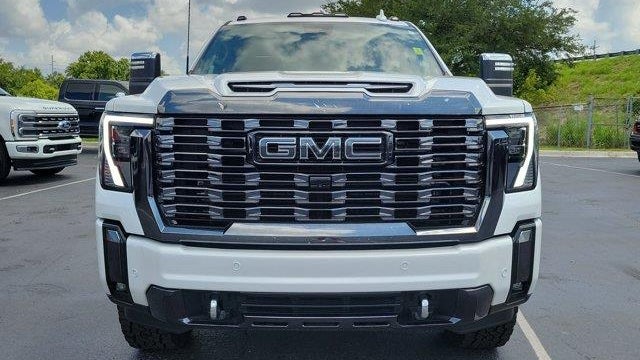 2024 GMC Sierra 3500HD Denali Ultimate