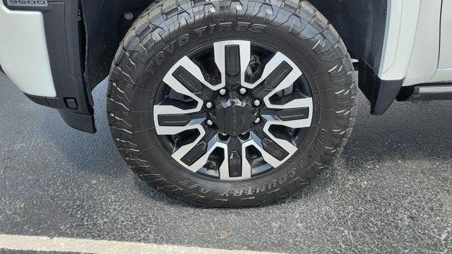 2024 GMC Sierra 3500HD Denali Ultimate