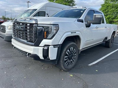 2024 GMC Sierra 3500HD 4X4 Denali Ultimate 4DR Crew Cab SB SRW