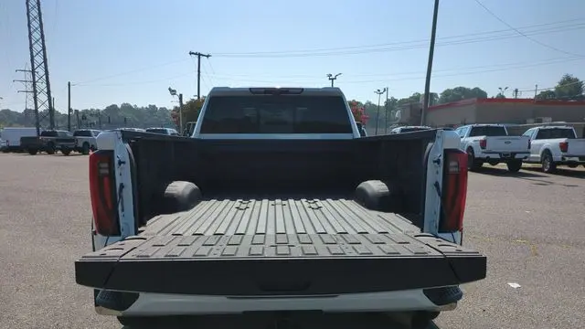 2024 GMC Sierra 3500HD Denali Ultimate