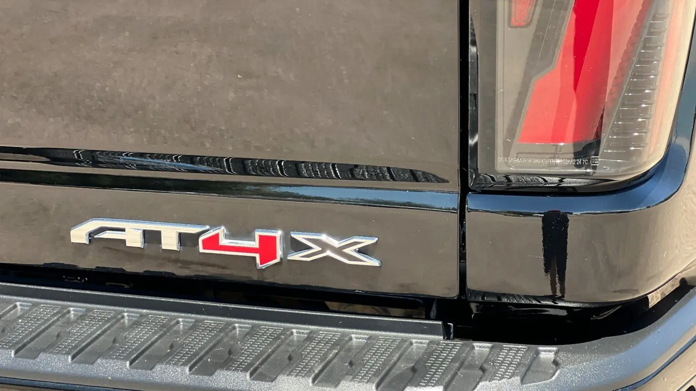2024 GMC Sierra 2500HD AT4X