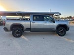 2024 Sierra 2500HD Thumbnail 9
