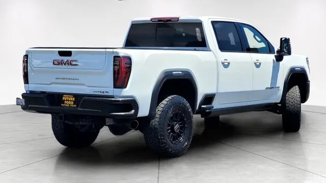 2024 GMC Sierra 2500HD AT4X