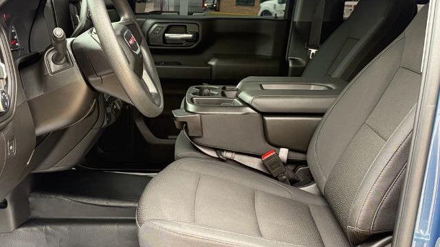 2025 GMC Sierra 2500HD Pro