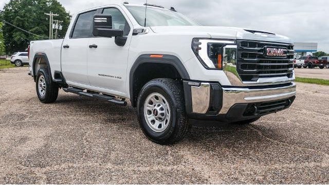 2025 GMC Sierra 2500HD Pro