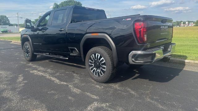 2025 GMC Sierra 2500HD Pro