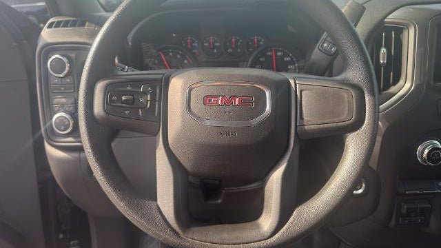 2025 GMC Sierra 2500HD Pro
