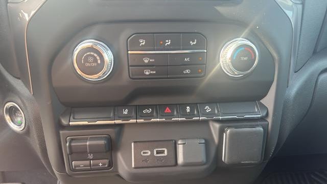 2025 GMC Sierra 2500HD Pro