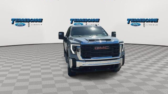 2025 GMC Sierra 2500HD Pro