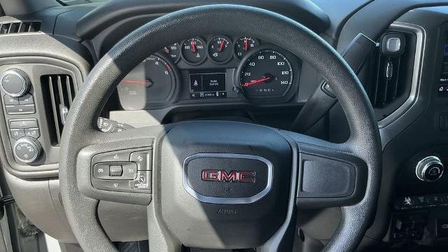 2025 GMC Sierra 2500HD Pro