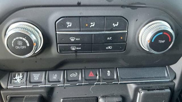 2025 GMC Sierra 2500HD Pro