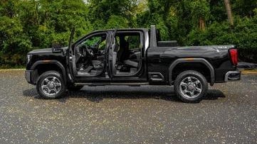 2025 GMC Sierra 2500HD SLE