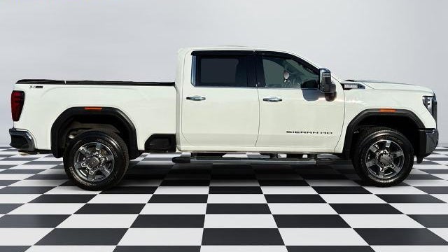 2025 GMC Sierra 2500HD SLT