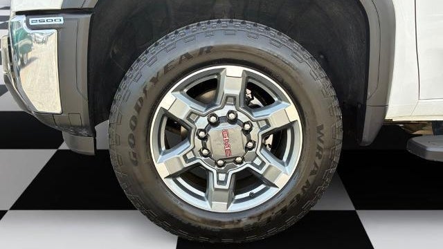 2025 GMC Sierra 2500HD SLT