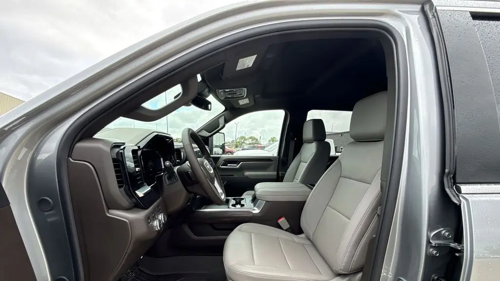 2026 GMC Sierra 2500HD SLT