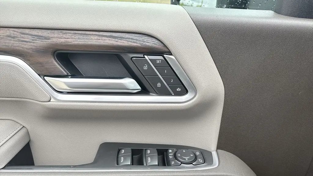 2026 GMC Sierra 2500HD SLT