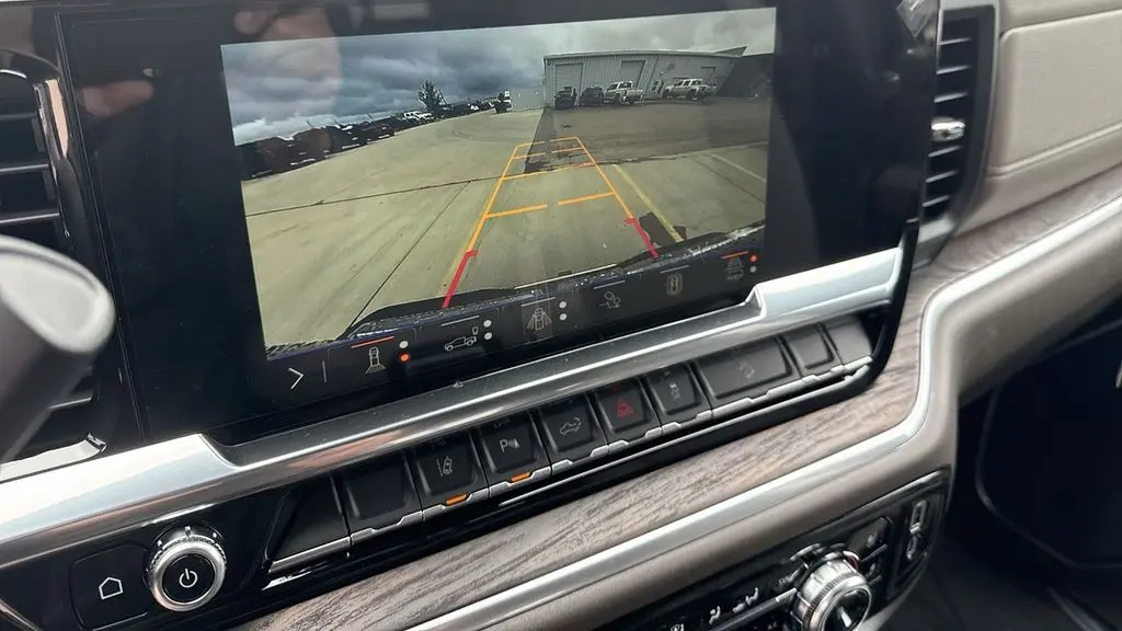 2026 GMC Sierra 2500HD SLT