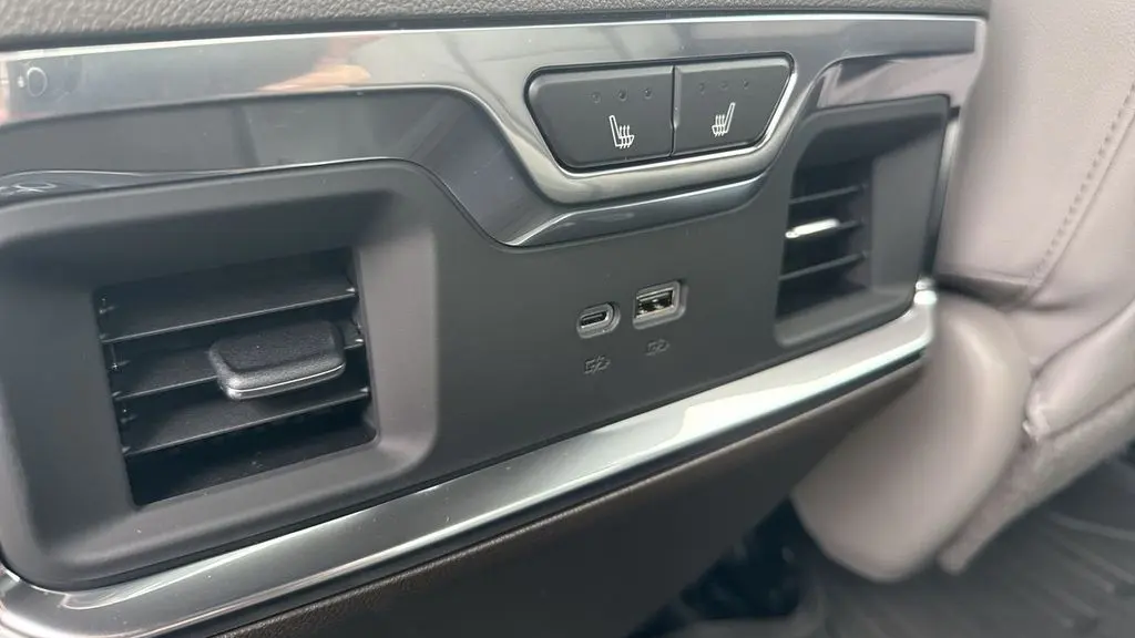 2026 GMC Sierra 2500HD SLT