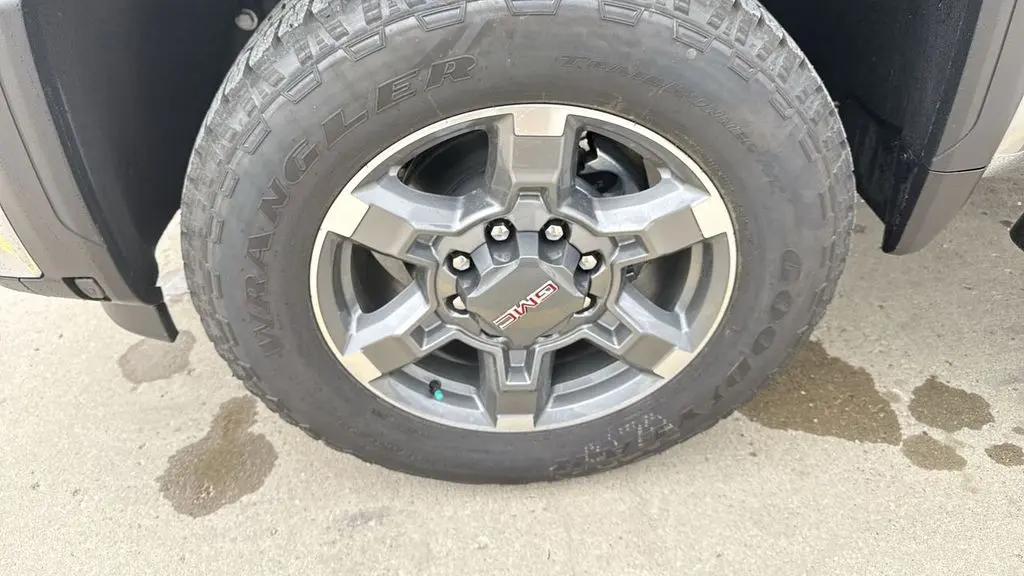 2026 GMC Sierra 2500HD SLT