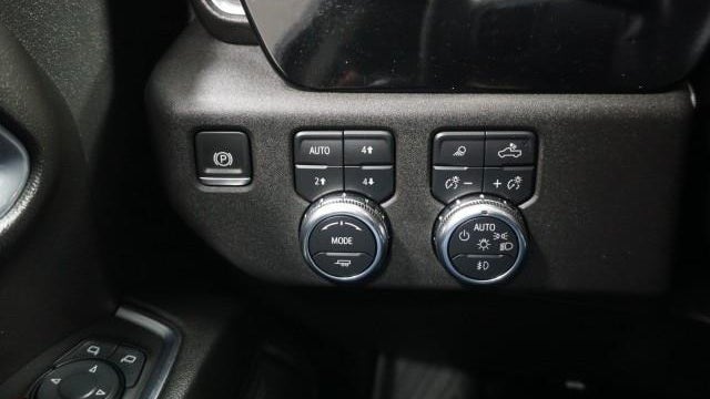 2025 GMC Sierra 2500HD SLT