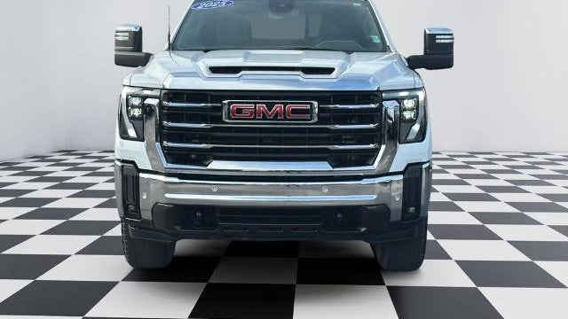 2025 GMC Sierra 2500HD SLT