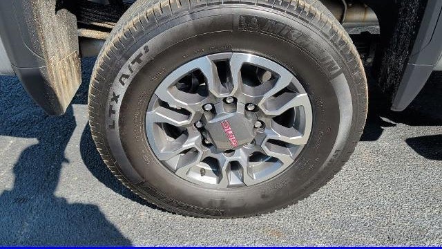 2025 GMC Sierra 2500HD SLT