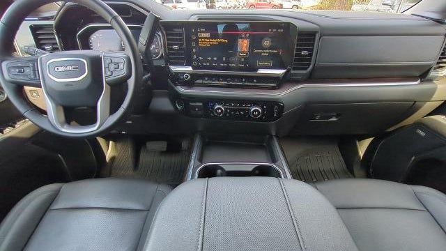 2025 GMC Sierra 2500HD SLT