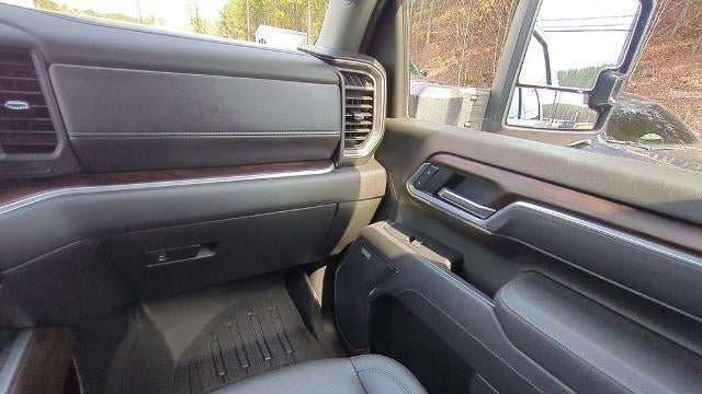 2025 GMC Sierra 2500HD SLT