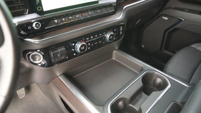 2025 GMC Sierra 2500HD SLT