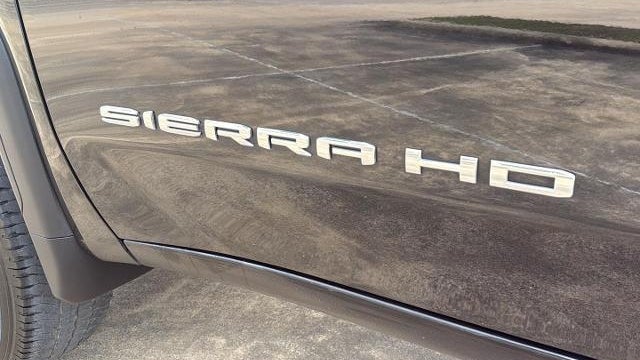 2025 GMC Sierra 2500HD SLT