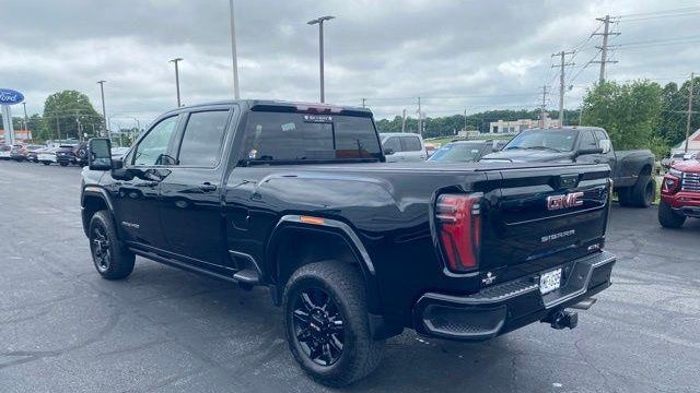 2025 GMC Sierra 2500HD AT4