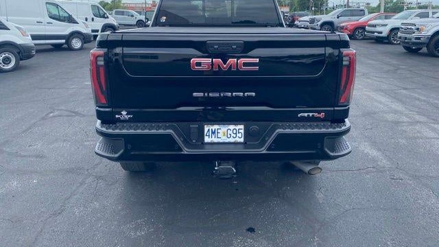 2025 GMC Sierra 2500HD AT4