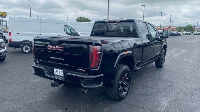 2025 GMC Sierra 2500HD AT4