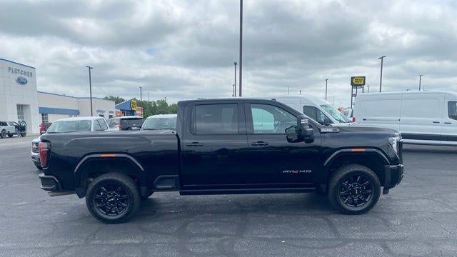 2025 GMC Sierra 2500HD AT4