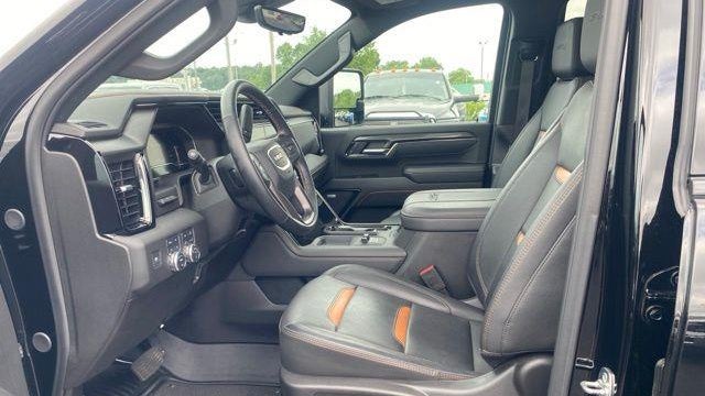 2025 GMC Sierra 2500HD AT4