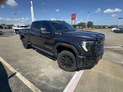 2025 GMC Sierra 2500HD 4X4 AT4 4DR Crew Cab SB