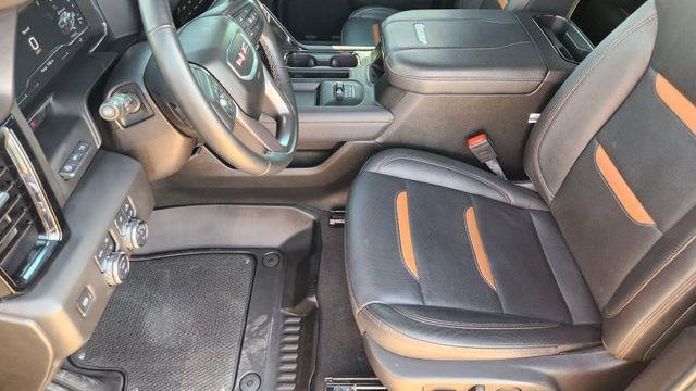 2025 GMC Sierra 2500HD AT4