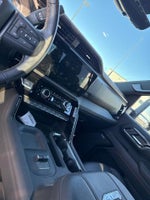 2025 Sierra 2500HD Thumbnail 12