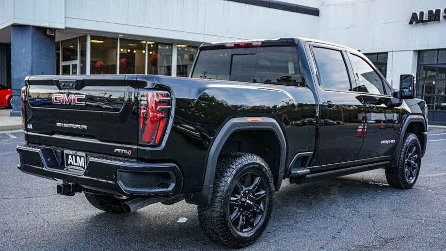 2026 GMC Sierra 2500HD AT4