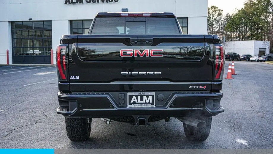 2026 GMC Sierra 2500HD AT4