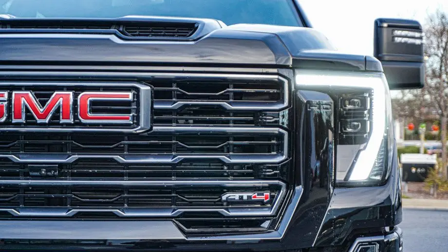 2026 GMC Sierra 2500HD AT4