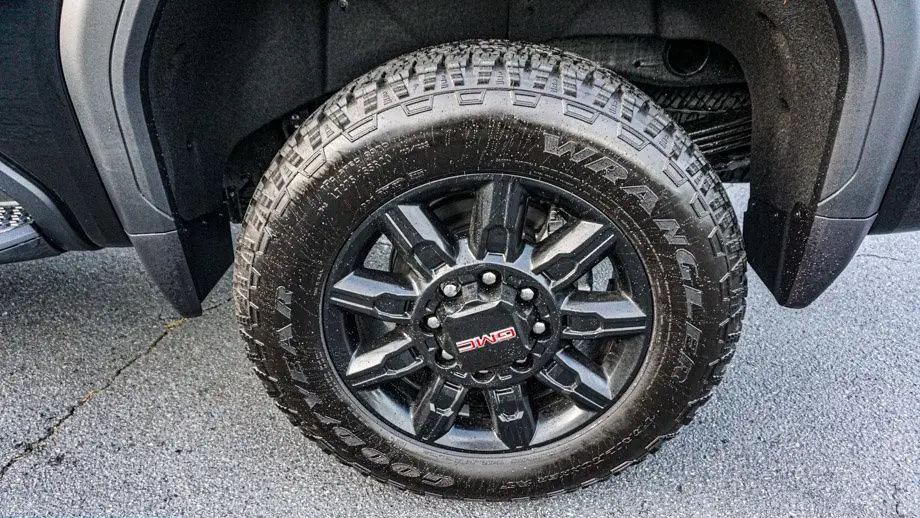 2026 GMC Sierra 2500HD AT4