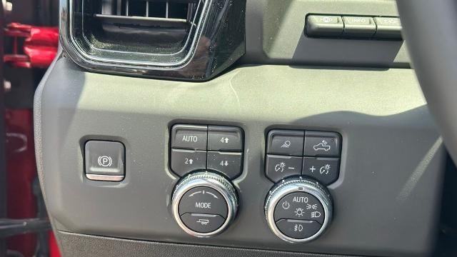 2025 GMC Sierra 2500HD AT4