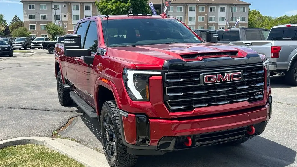 2025 GMC Sierra 2500HD AT4