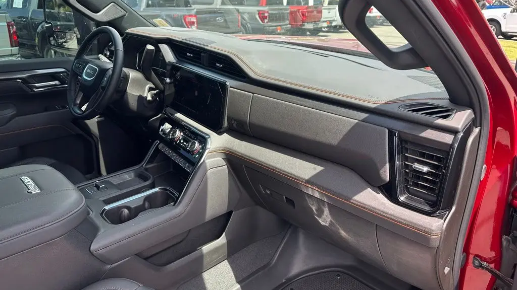 2025 GMC Sierra 2500HD AT4