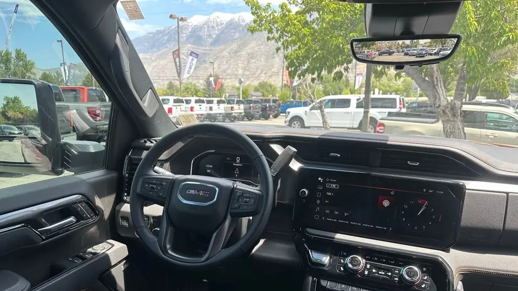 2025 GMC Sierra 2500HD AT4